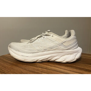 New Balance Fresh Foam x 1080v13 Womens Size 11B White Running Shoes Sneakers